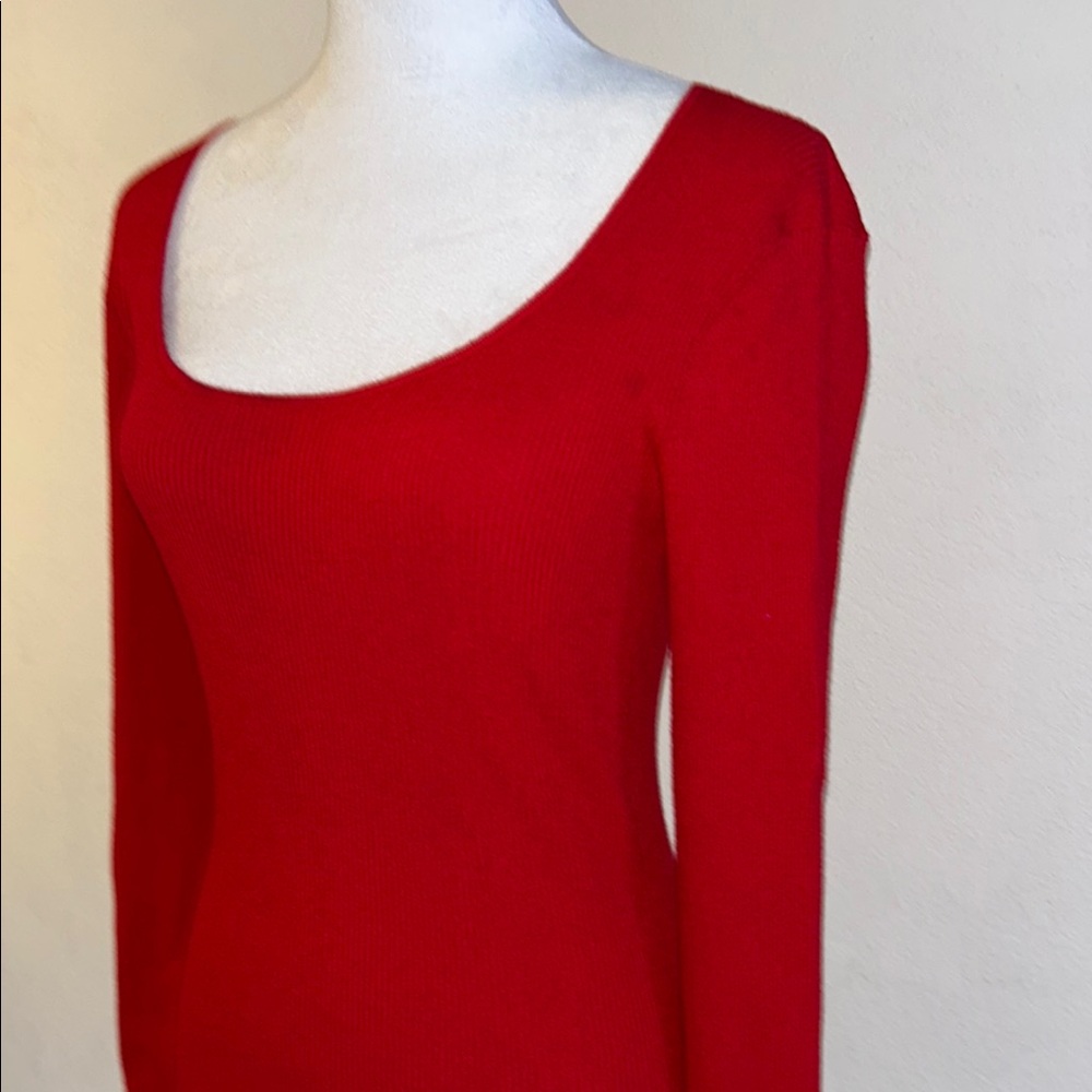 Bailey 44 ,Elegant Red Women's Top - Picture 3 of 4